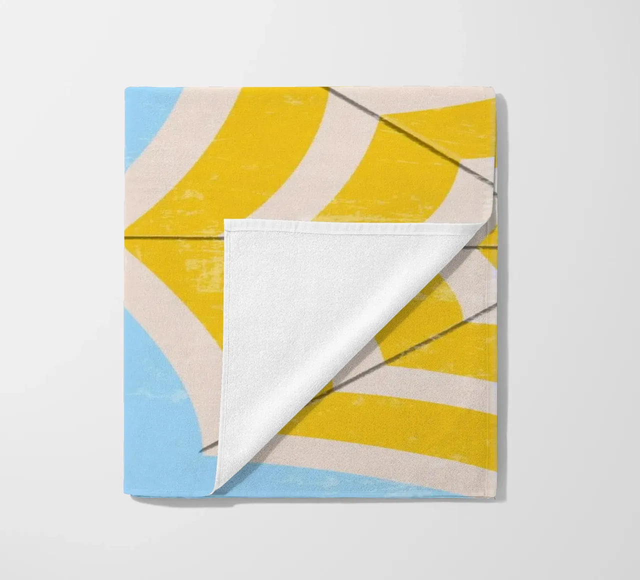 Ombrellone da spiaggia retrò in giallo e blu Illustrazione estiva telo mare da pdigitalprints