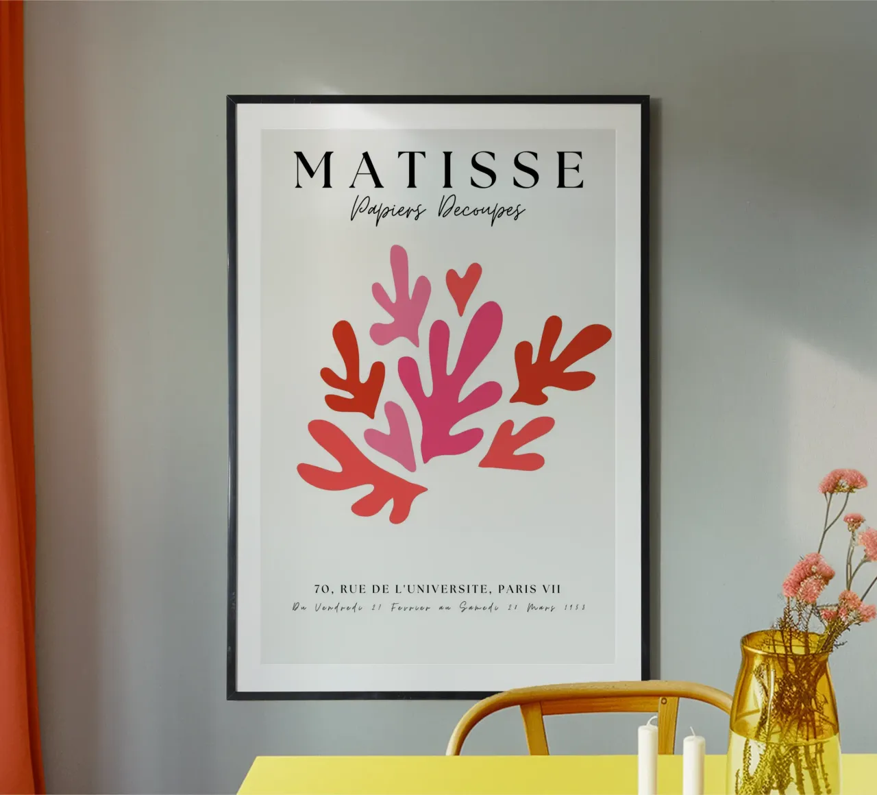 Moderne botanische Kunst in Rosa von Henri Matisse Poster mit Holzrahmen von pdigitalprints
