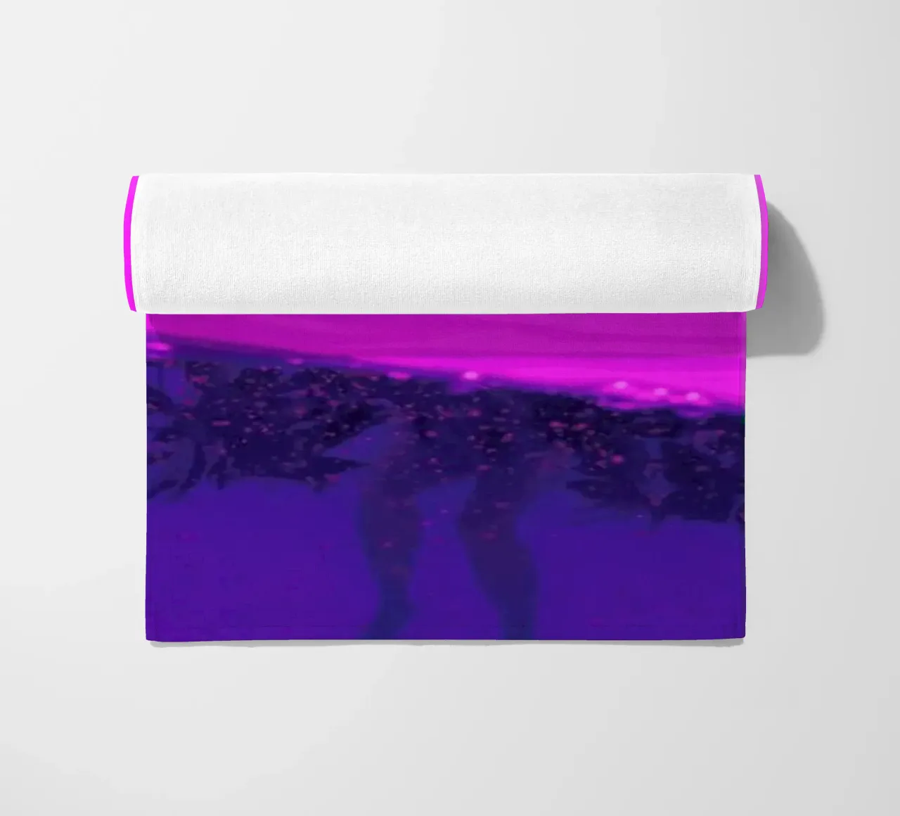 Untitled_2 telo mare da James Cooper