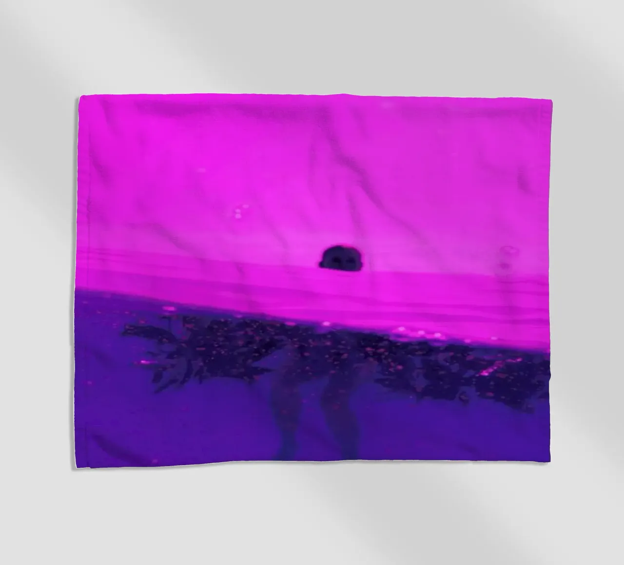 Untitled_2 telo mare da James Cooper