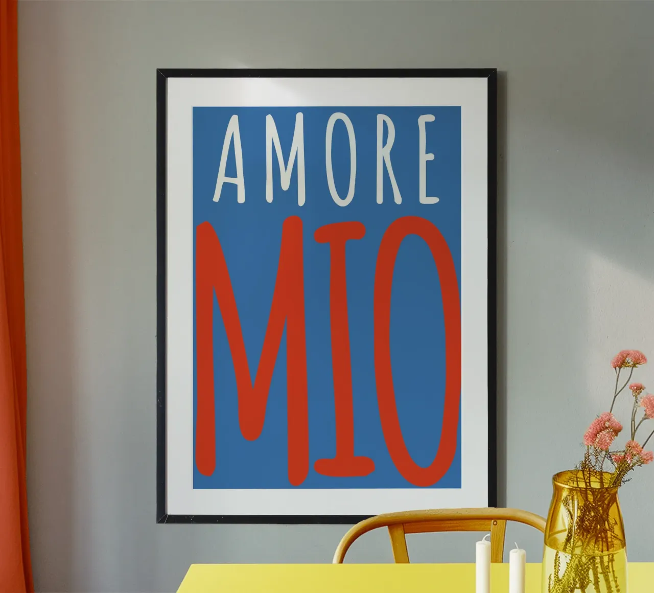Design tipografico giocoso "Amore Mio poster con telaio in plastica da pdigitalprints