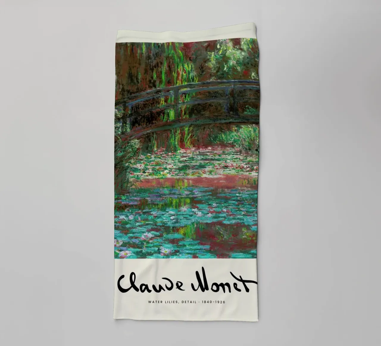 Monet - Signed Water Lilies asciugamano da bagno da Vintage by JUNIQE