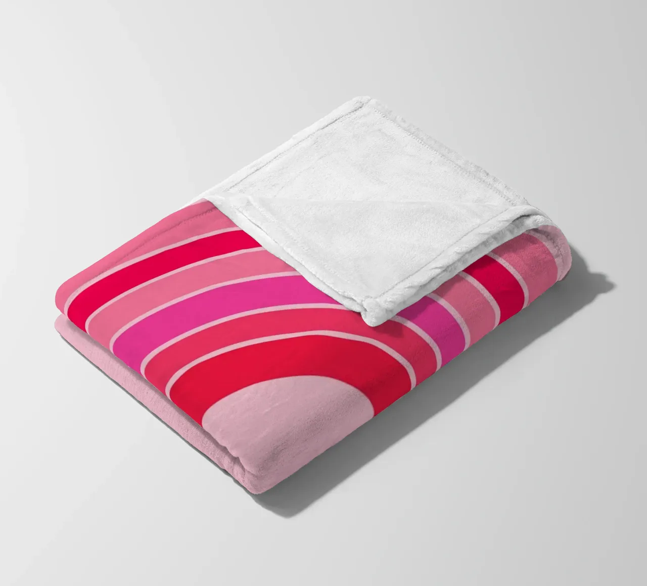 Rosa und roter Retro-Regenbogenbogen in minimalistischer geometrischer Kunst Fleecedecke von pdigitalprints