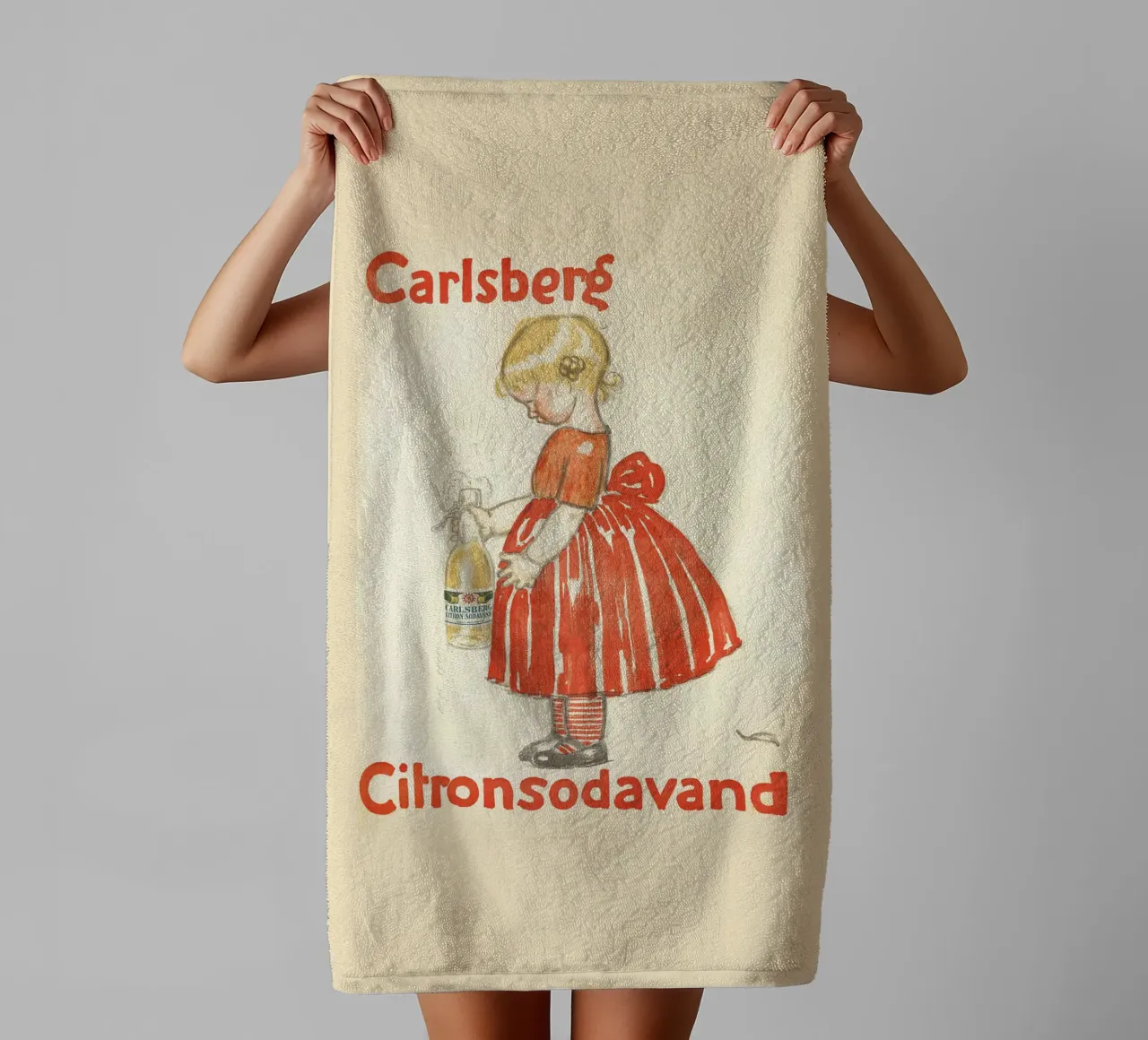 Refresco de limón Carlsberg toalla de baño de Alexandra Sutton