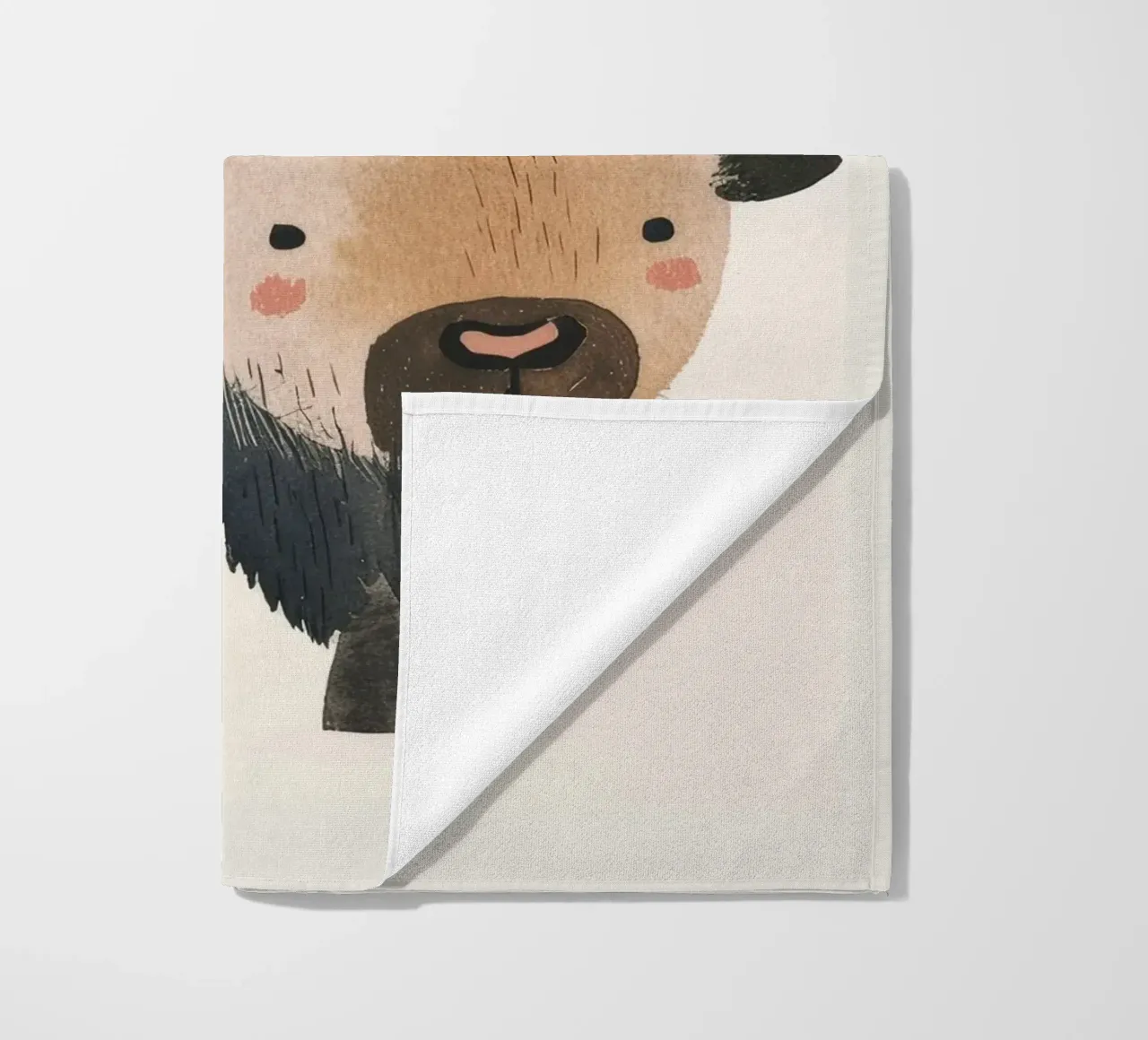 Représentation fantaisiste et douce d'un bison dans des tons chauds. serviette de plage de DesignDoodle