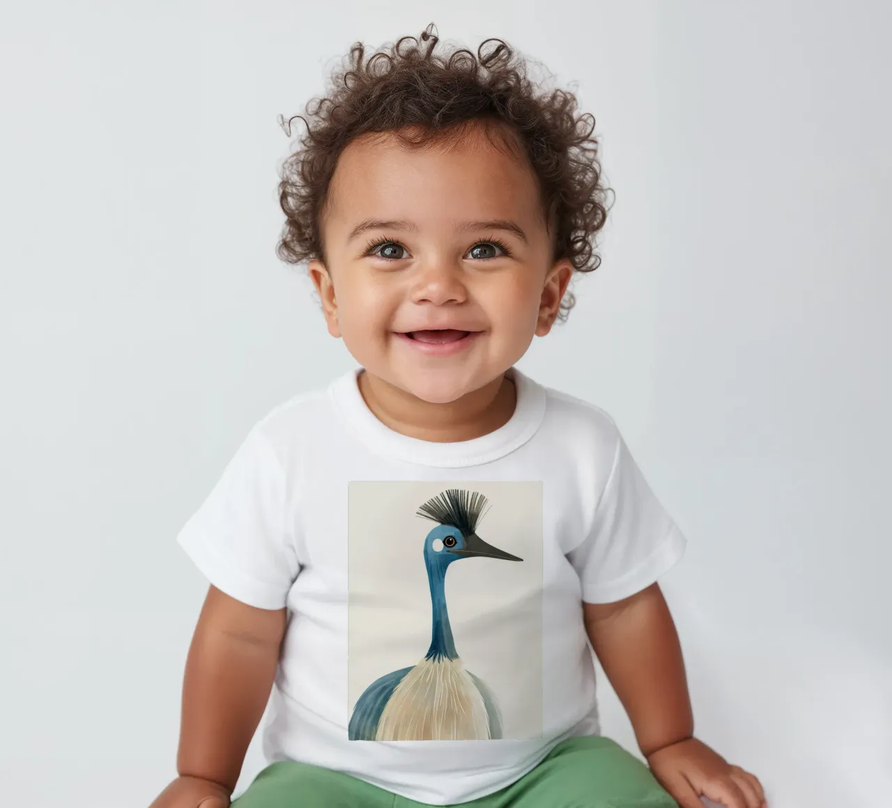 Uno splendido ed elegante uccello dal collo blu, disegnato con delicatezza. maglietta neonato da DesignDoodle