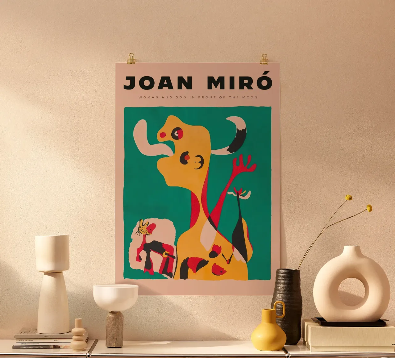 femme et chien devant la lune poster avec cadre en aluminium de Danielshop