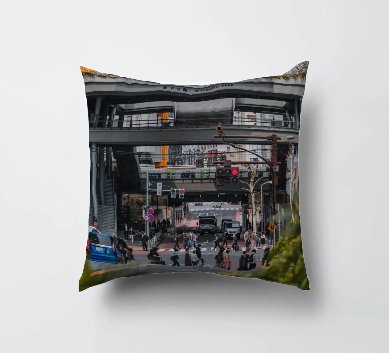 Strati di Tokyo cuscino da Marcel Bisig