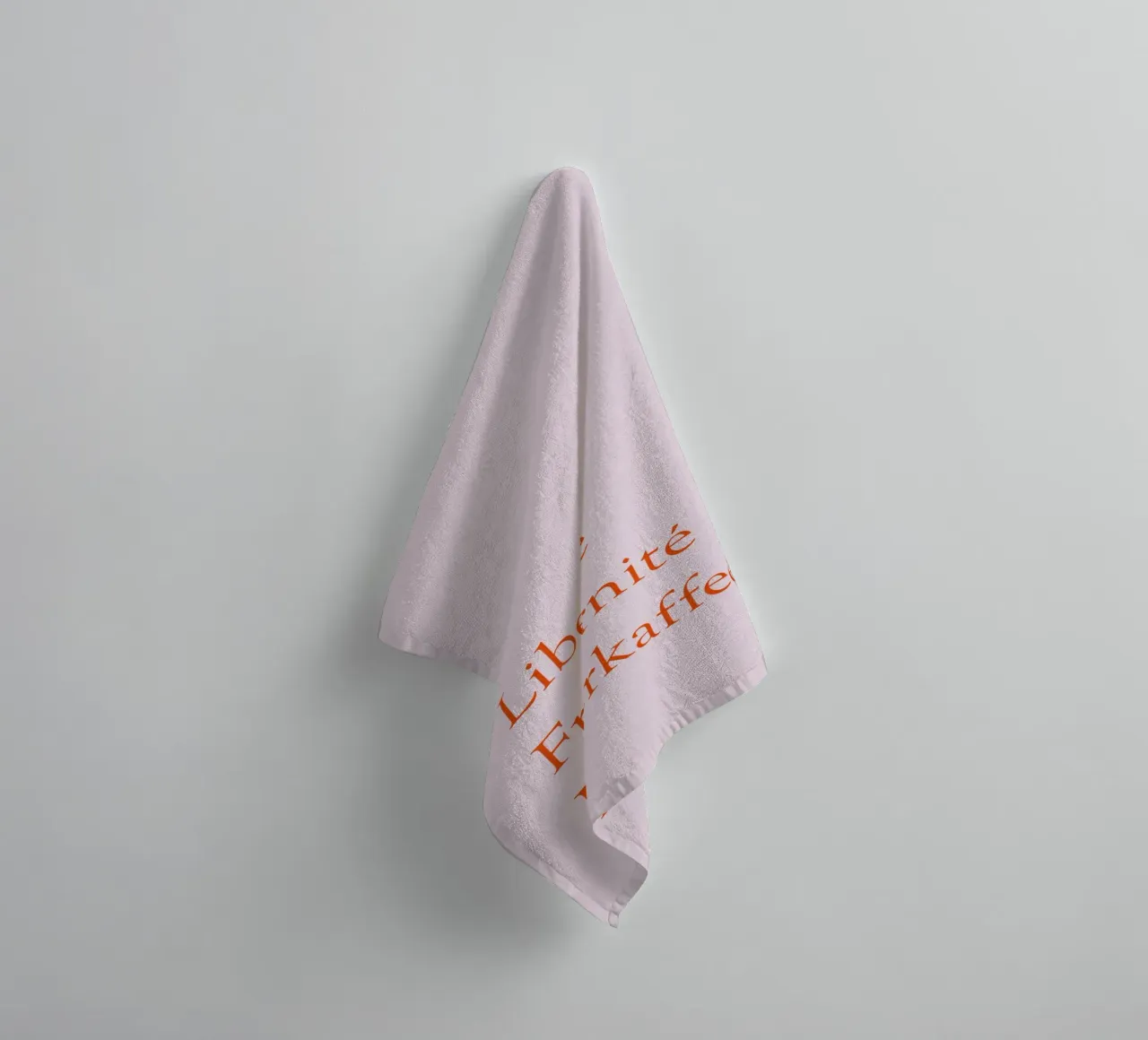 Liberté Fraternité Filterkaffeé asciugamano da bagno da Typo Designs
