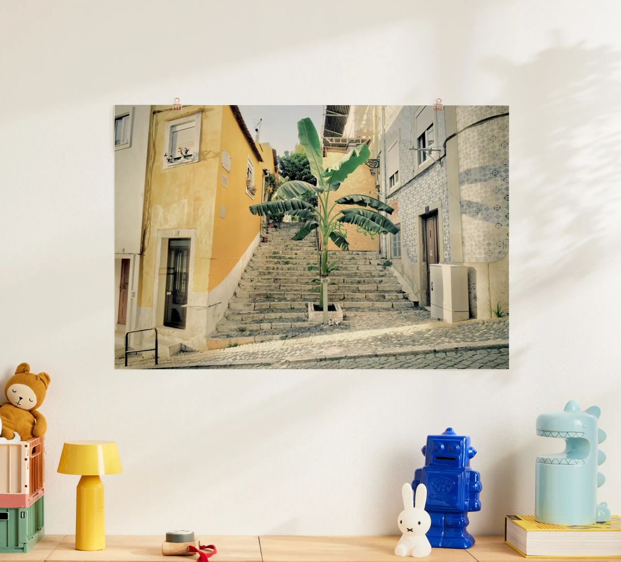 Palmier - rue de Lisbonne poster de KISSA STUDIO