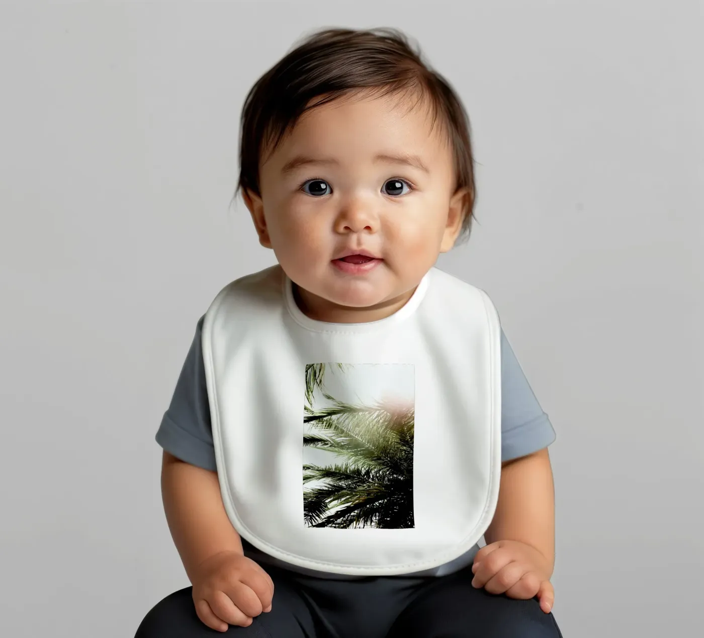 Glow bavaglino da Shot By Clint