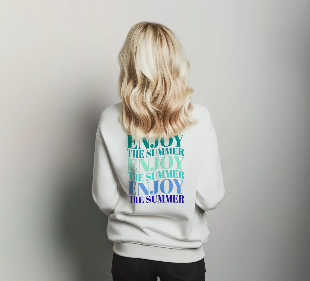 Enjoy the summer. Happy vibes with typography. felpa da CalliLetters