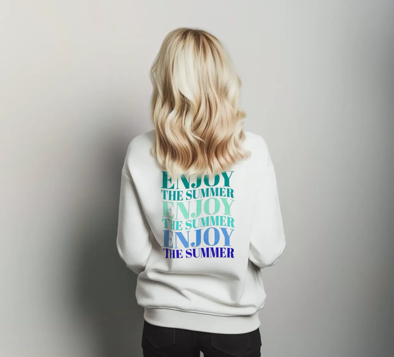 Enjoy the summer. Happy vibes with typography. sweat de CalliLetters
