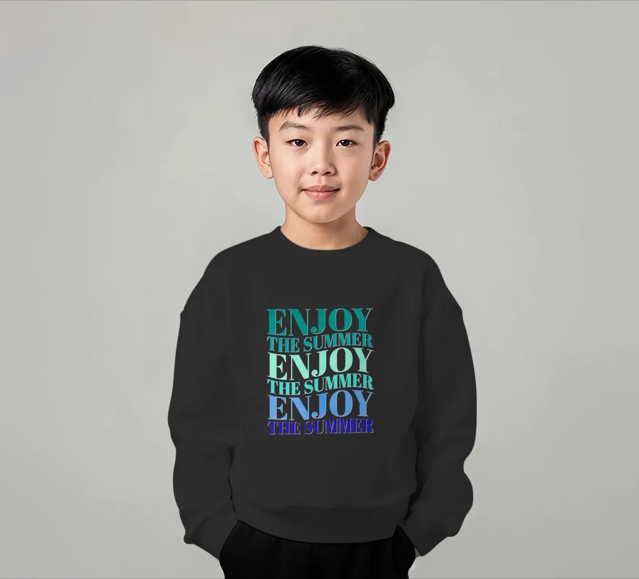 Enjoy the summer. Happy vibes with typography. felpa bambino da CalliLetters