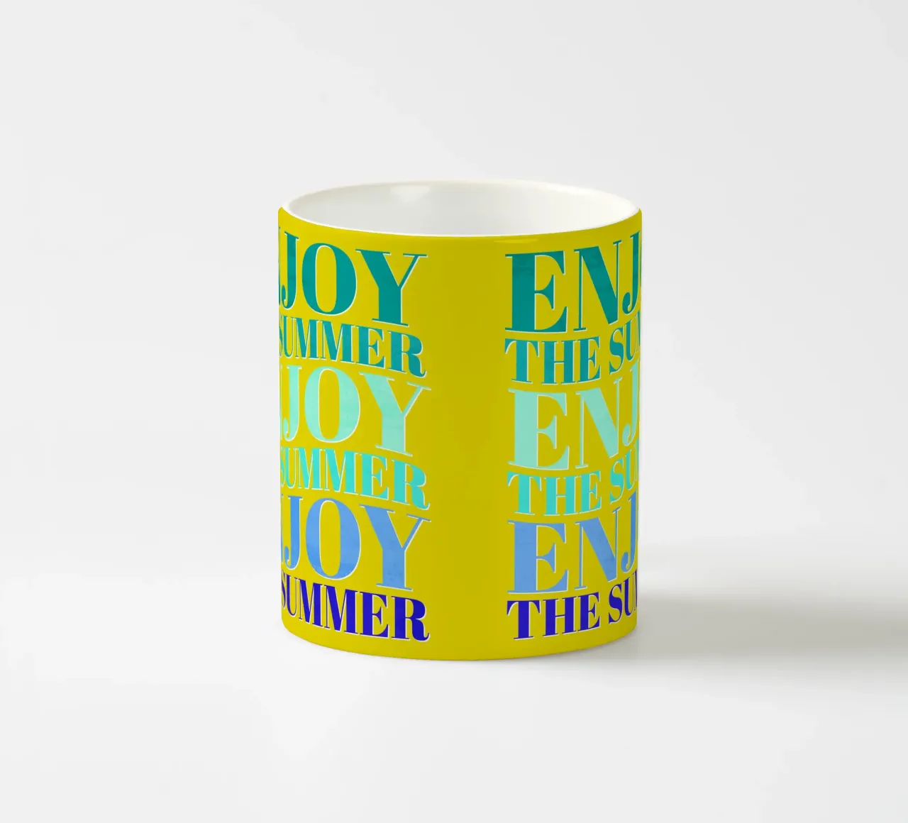 Enjoy the summer. Happy vibes with typography. keramische mok van CalliLetters