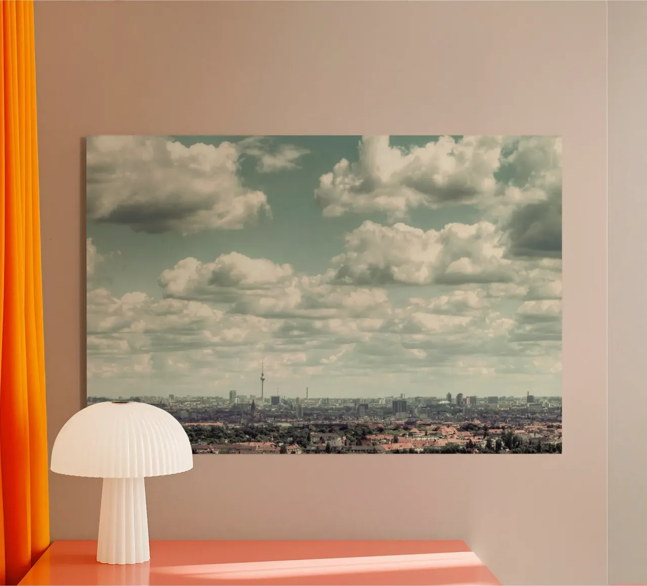 Berlin plexiglass da Michael Belhadi