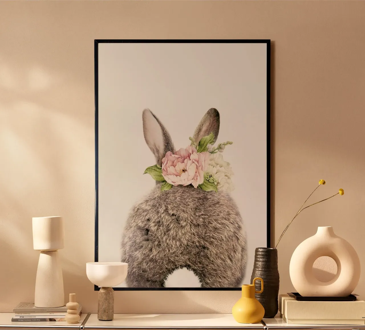 Floral Bunny Tail poster con telaio in legno da Lila x Lola