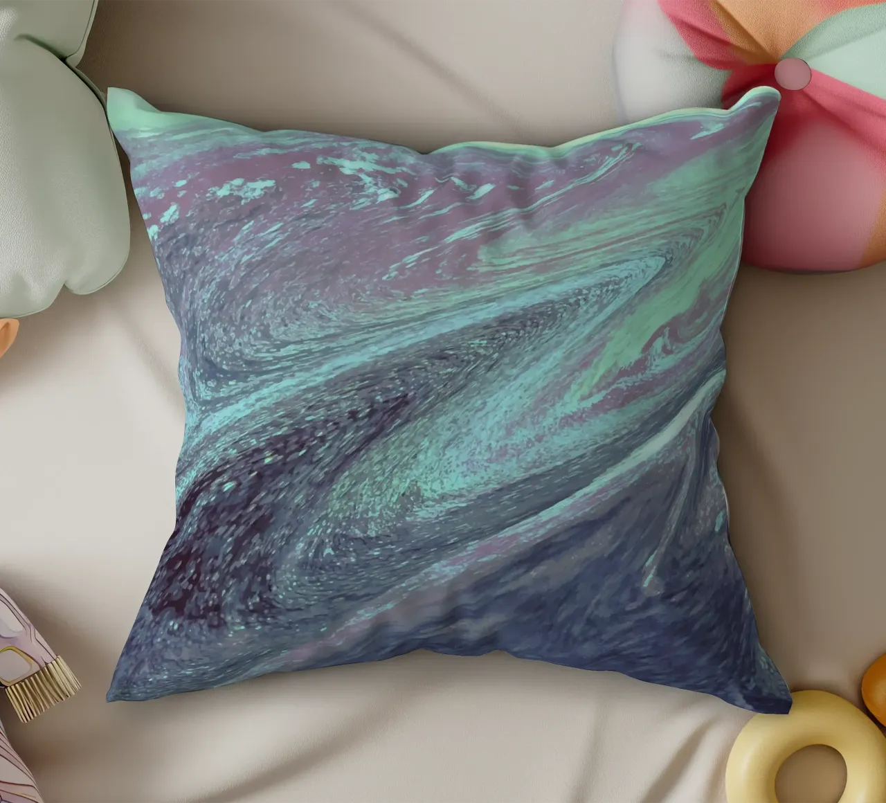Kosmische groenblauwe en paarse werveling - Abstracte vloeiende kunstdruk kussen van NorwesClub