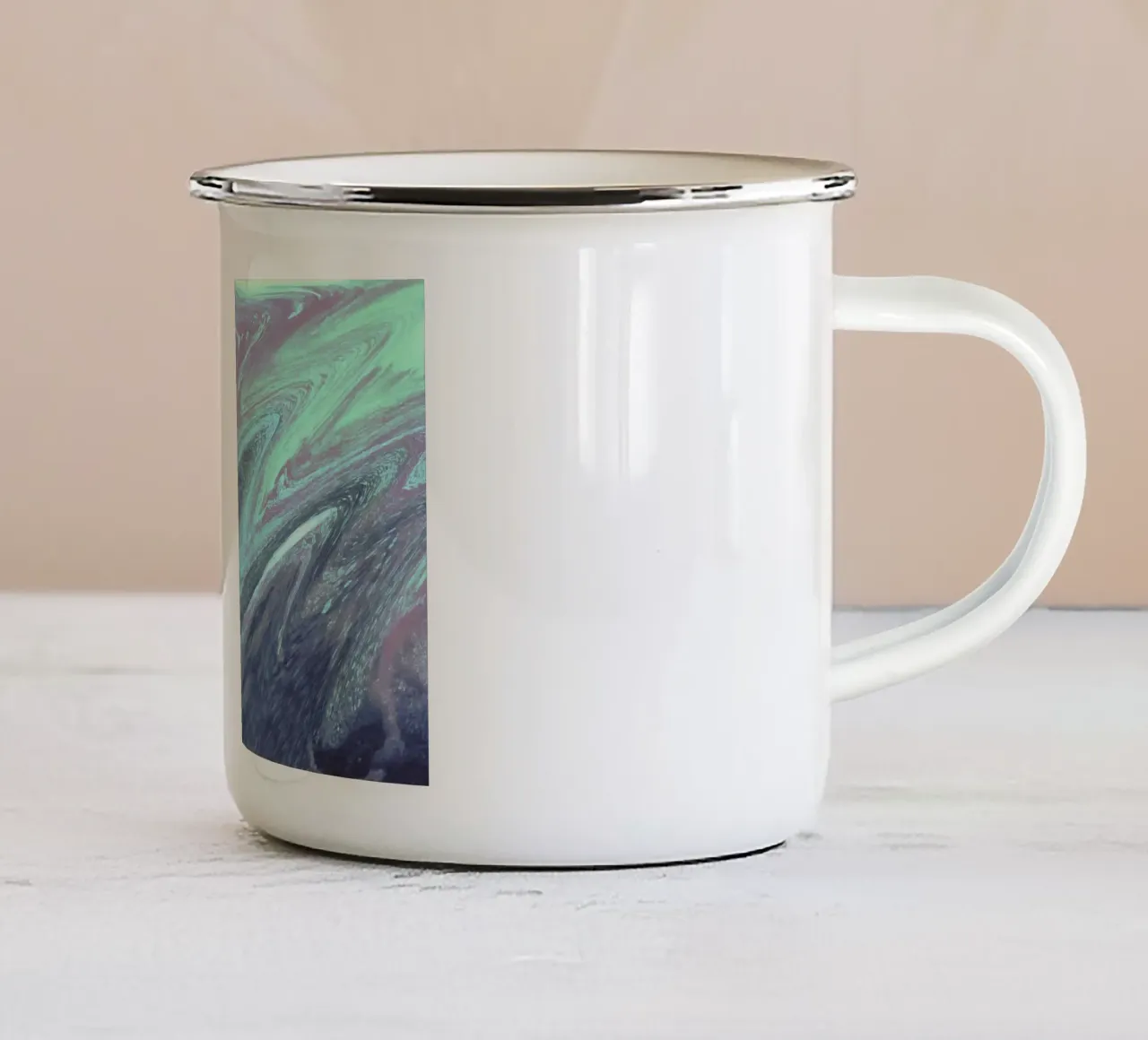 Vortice cosmico verde acqua e viola - Stampa astratta d'arte fluida tazza in smalto da NorwesClub