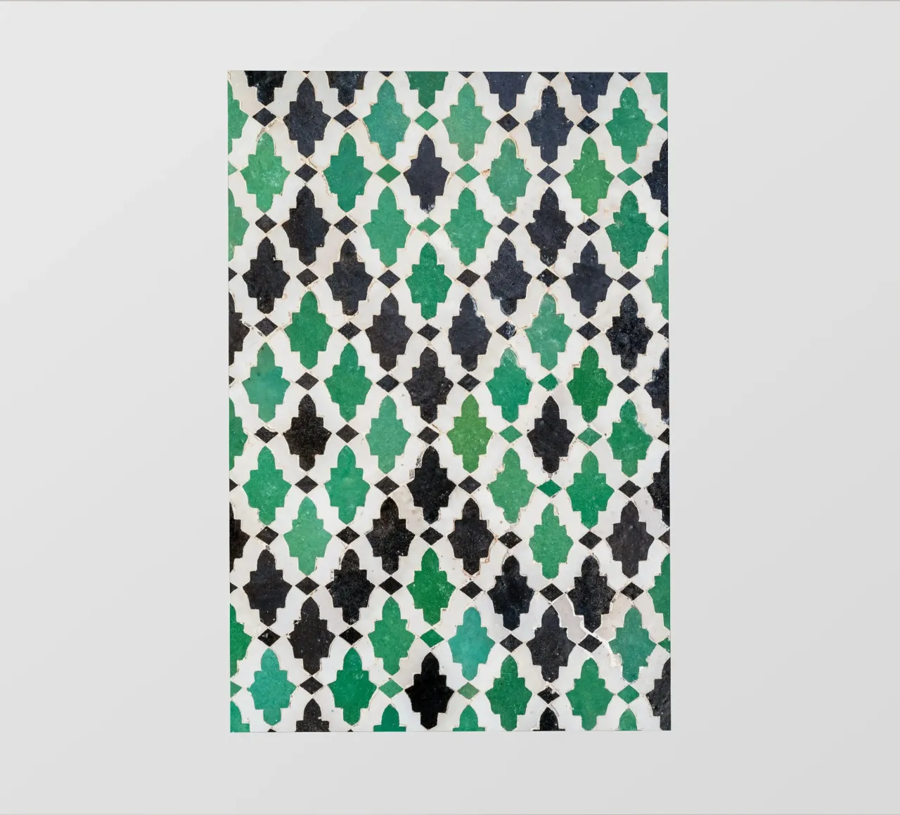 Green and black Moroccan tiles pellicola backlit da photolovers