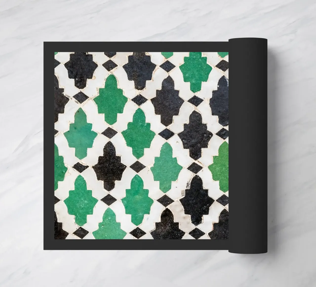 Green and black Moroccan tiles zerbino da photolovers