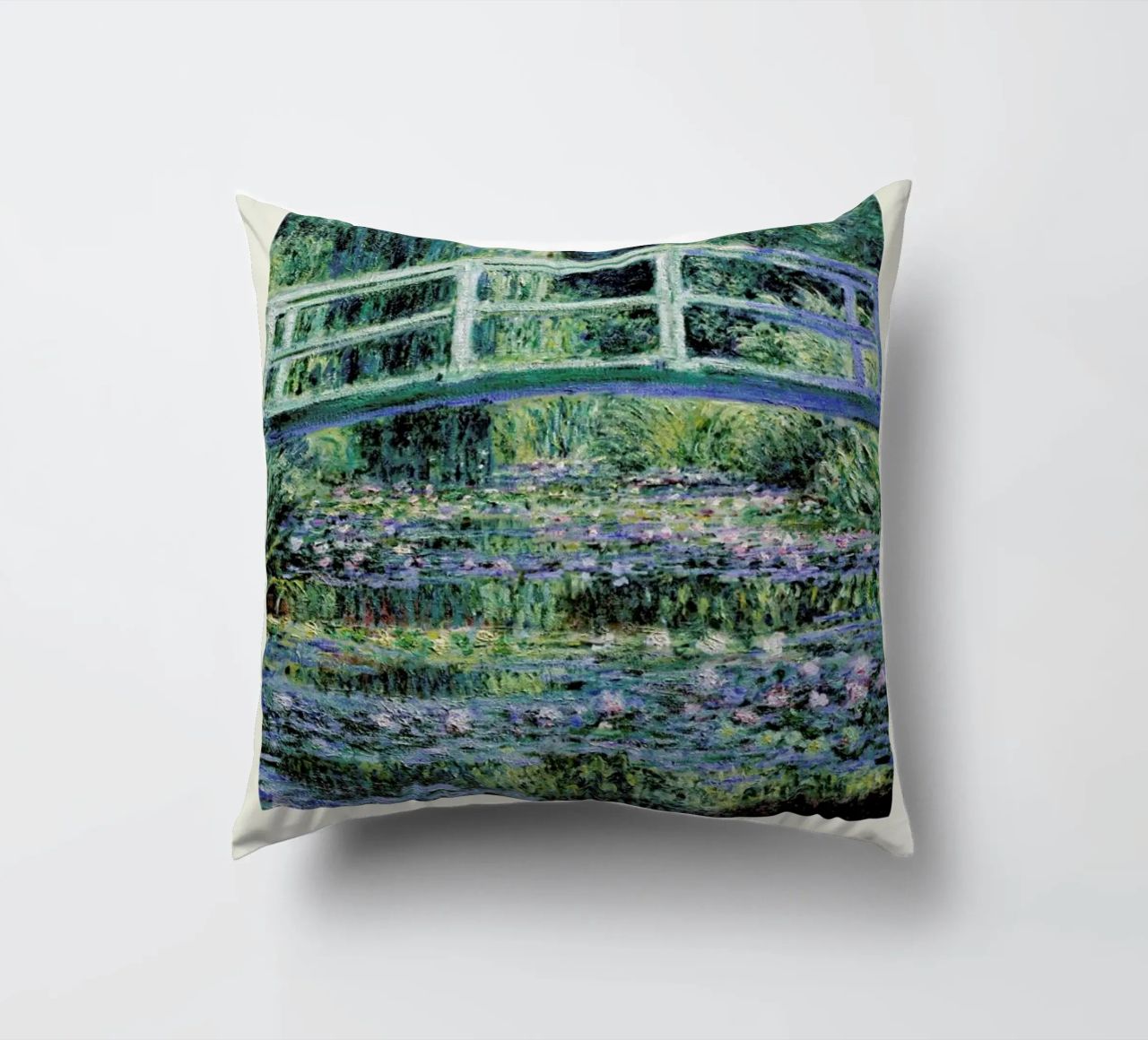 Monet – Signed Japanese Bridge cuscino da Vintage by JUNIQE
