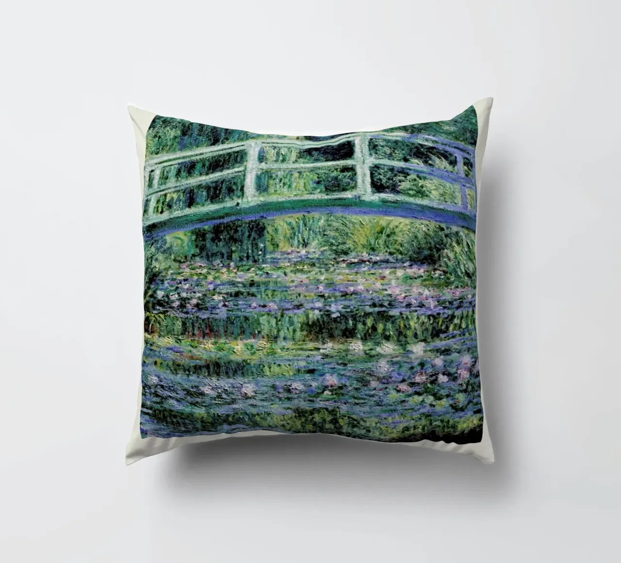 Monet – Signed Japanese Bridge cuscino da Vintage by JUNIQE