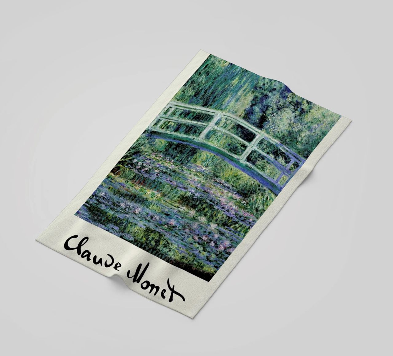 Monet – Signed Japanese Bridge telo mare da Vintage by JUNIQE