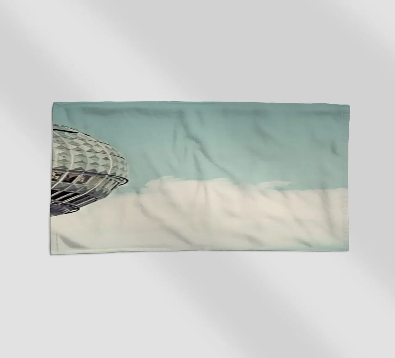 Fernsehturm telo mare da Michael Belhadi