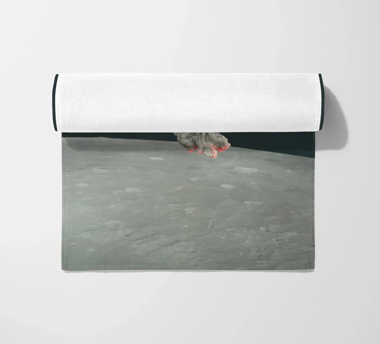 We Have a Problem telo mare da Cassia Beck Collage