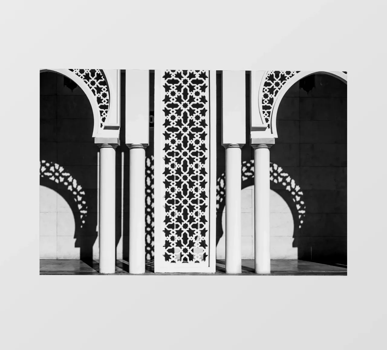 Moroccan architecture in black and white telo in pvc da photolovers