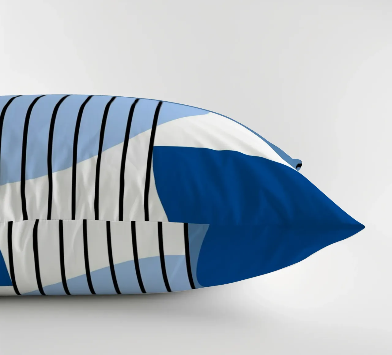Geometria in blu - composizione verticale in stile Bauhaus cuscino da Casa Calm
