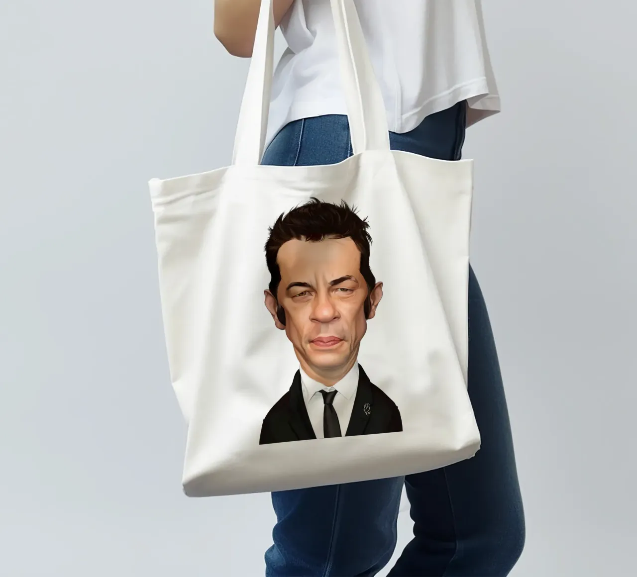 Benicio Del Toro tote bag by Rob Art | Illustration