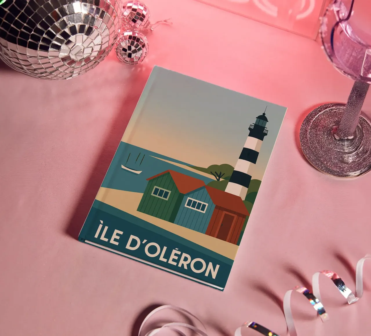 Ile d'Oléron - between cabins, light and freedom notebook by JETLAG | affiches voyage