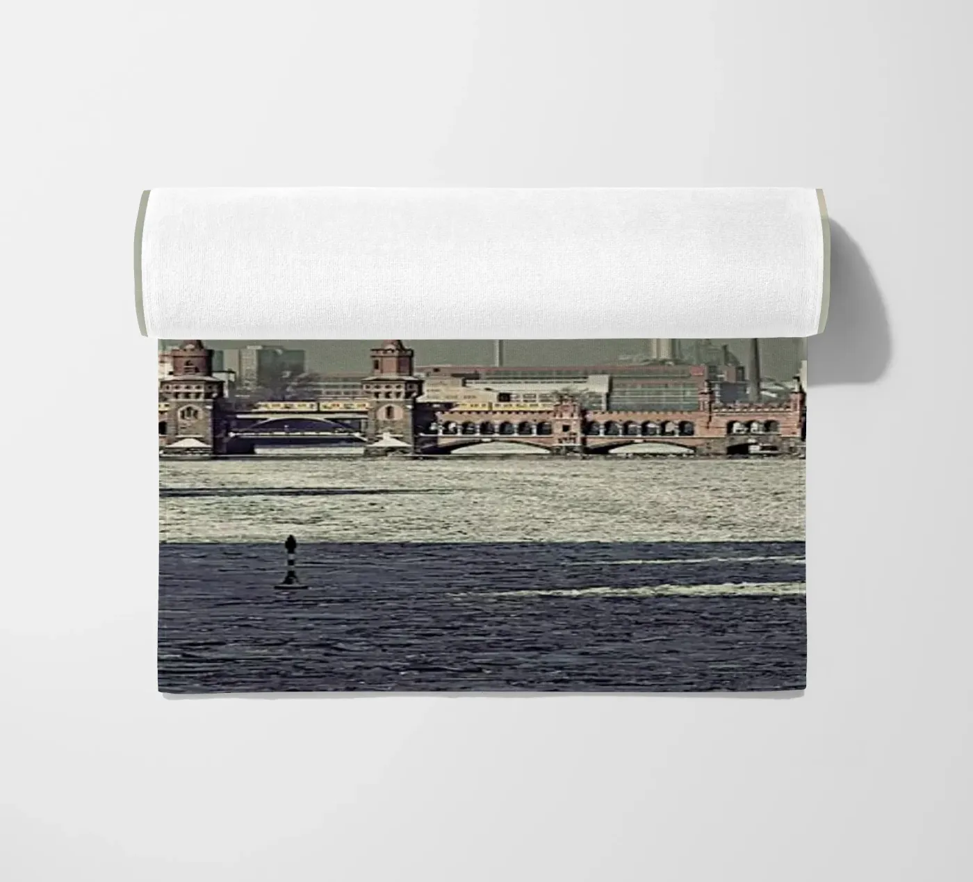 Molecule Men telo mare da Michael Belhadi