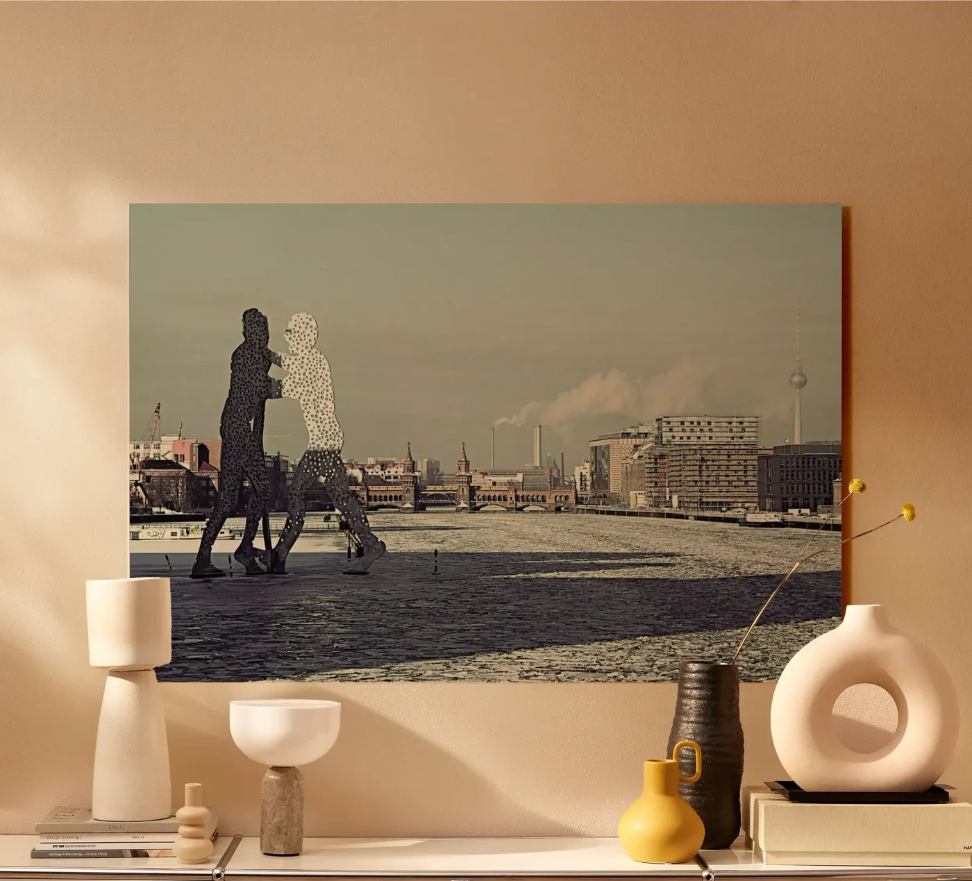 Molecule Men plexiglass da Michael Belhadi