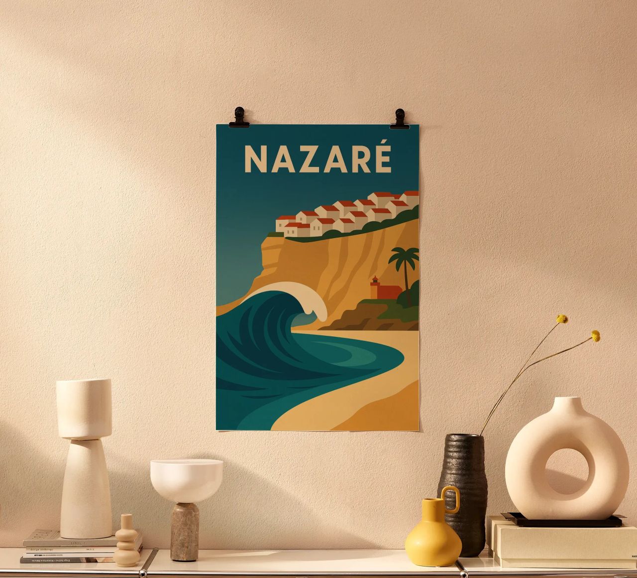 Nazaré – la vague géante et le charme suspendu poster de JETLAG | affiches voyage