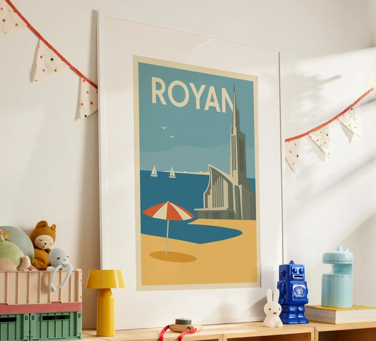 Royan - eleganza balneare e modernismo poster con telaio in legno da JETLAG | affiches voyage