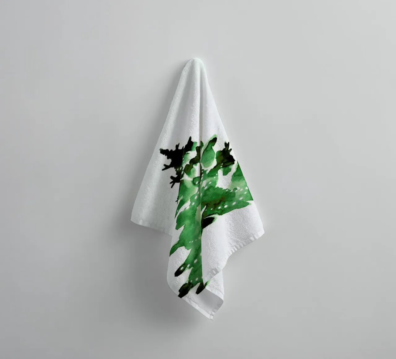 Christmas Tree towel by Ekaterina Koroleva