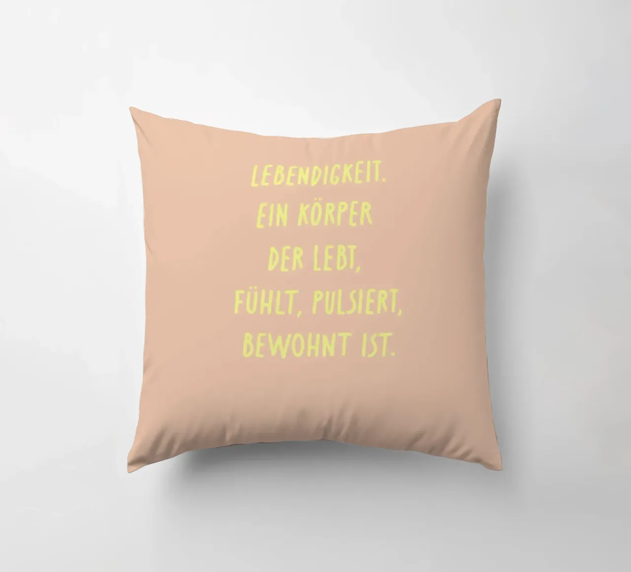 Lebendigkeit. Ein Körper der lebt, fühlt, pulsiert.. cuscino da FRICKE DESIGN