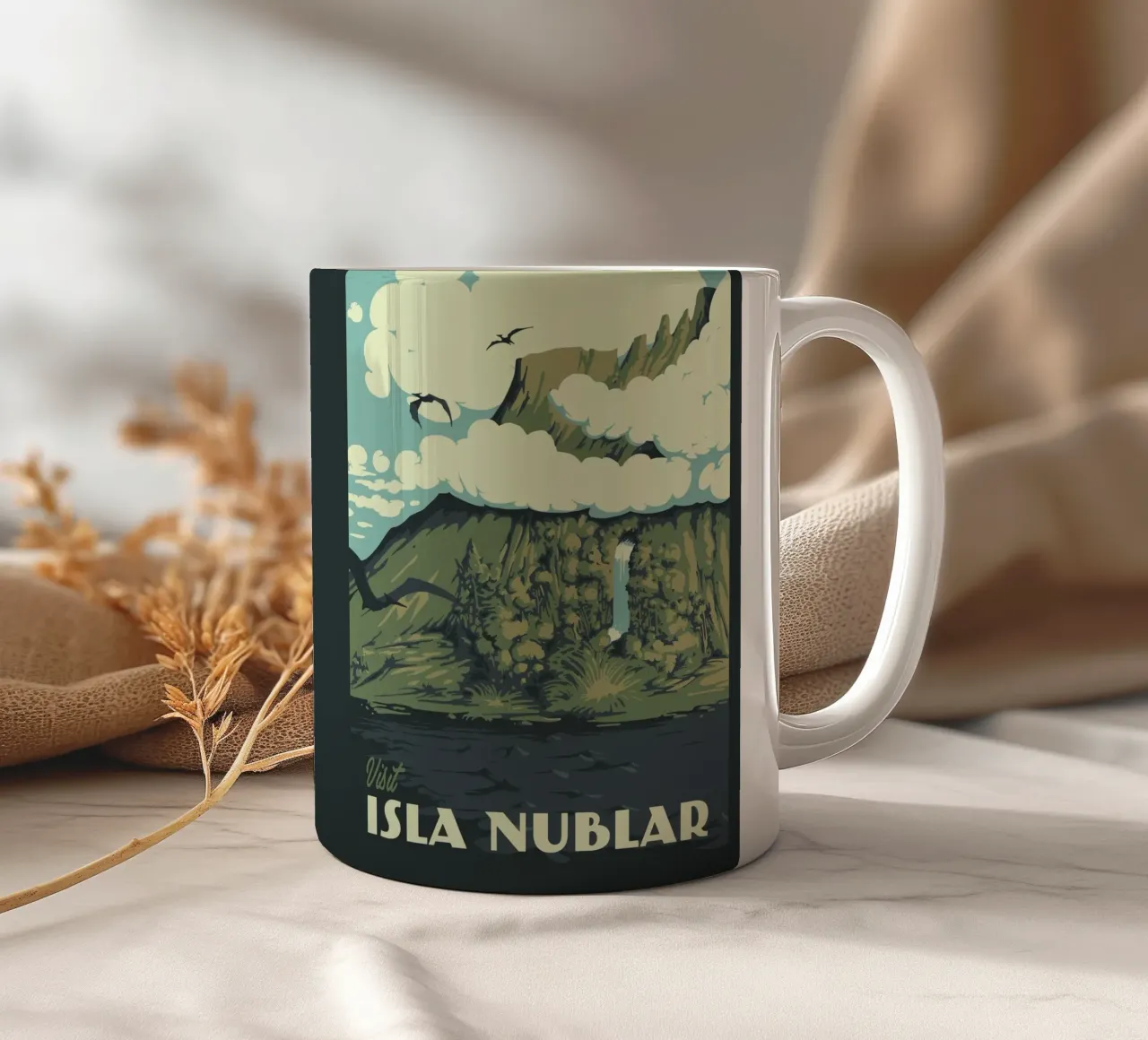 Viaggio Isla Nublar tazza in ceramica da Alice Slatera