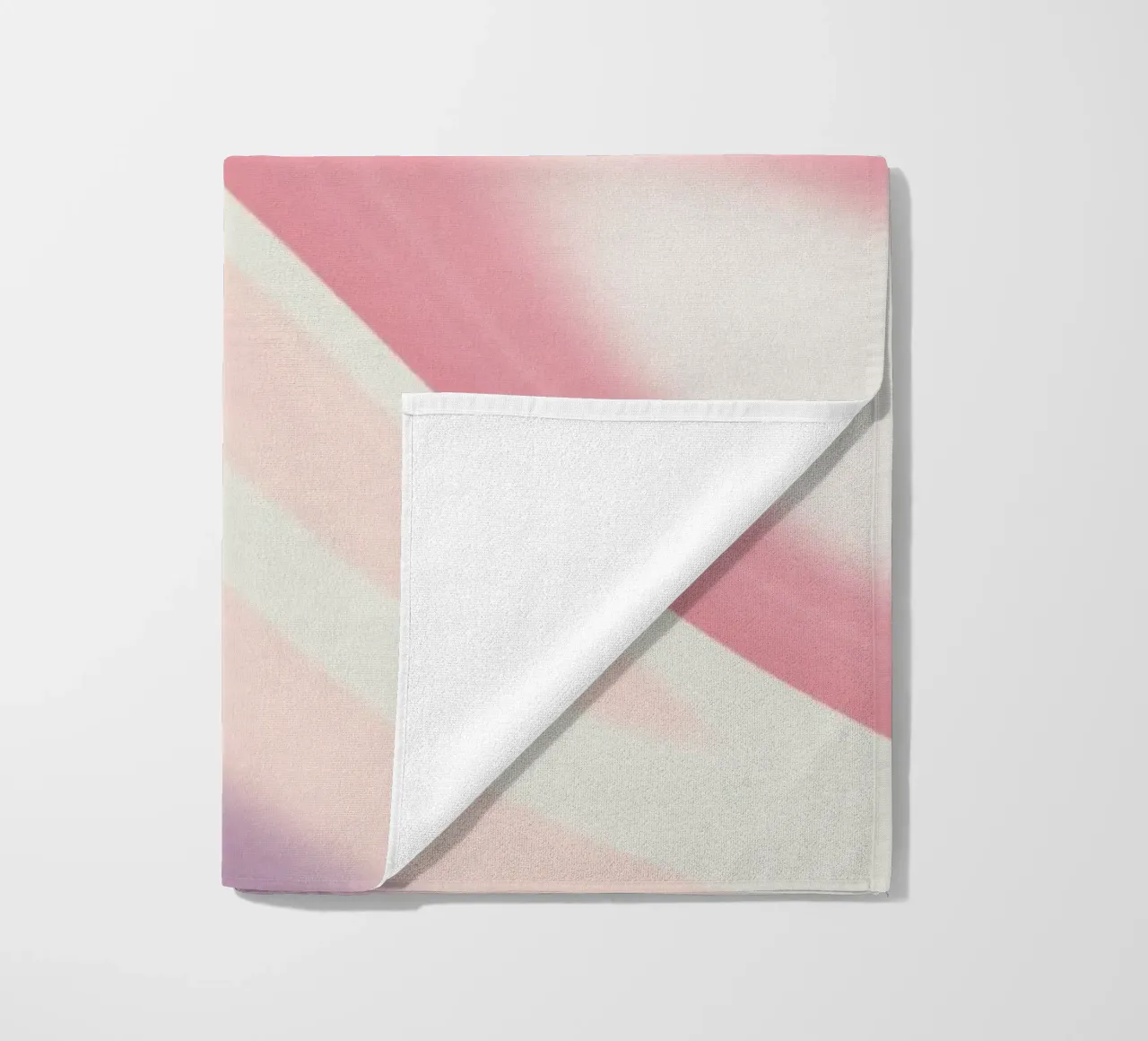 Soft Pink Lavender Swirl - Abstract Fluid Art Print serviette de plage de NorwesClub
