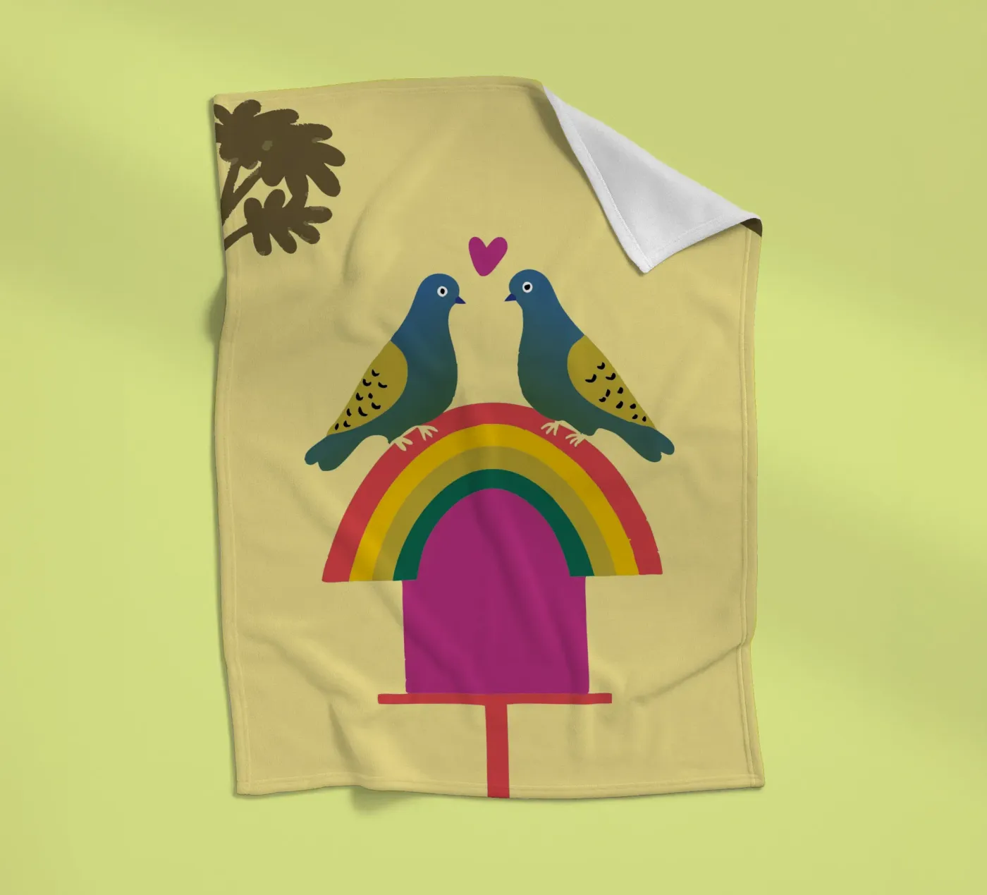 Two Pigeons Fleecedecke von TRENDY POSTER SHOP