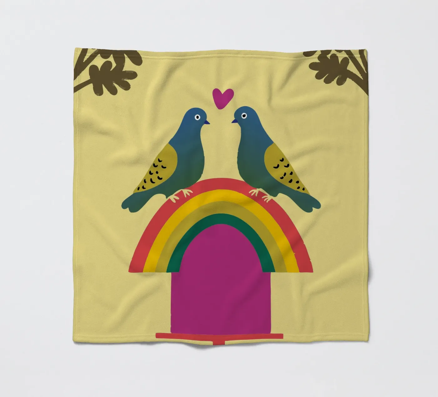 Two Pigeons Fleecedecke von TRENDY POSTER SHOP