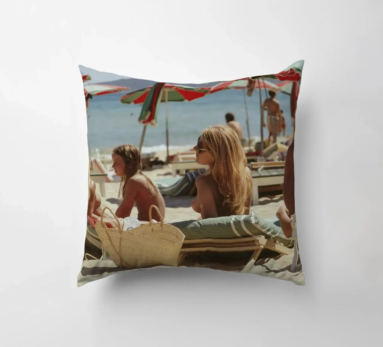 Spiaggia di Saint Tropez - Slim Aarons cuscino da Chrisvintage