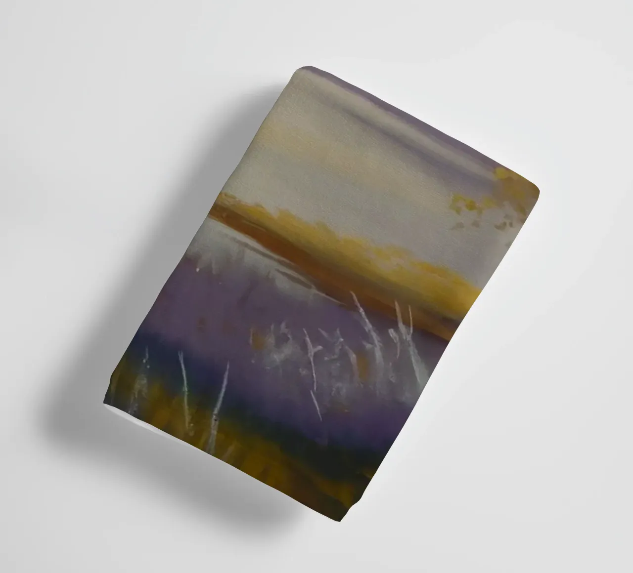 Nebliger See Morgen Handtuch von Radiance Landscape