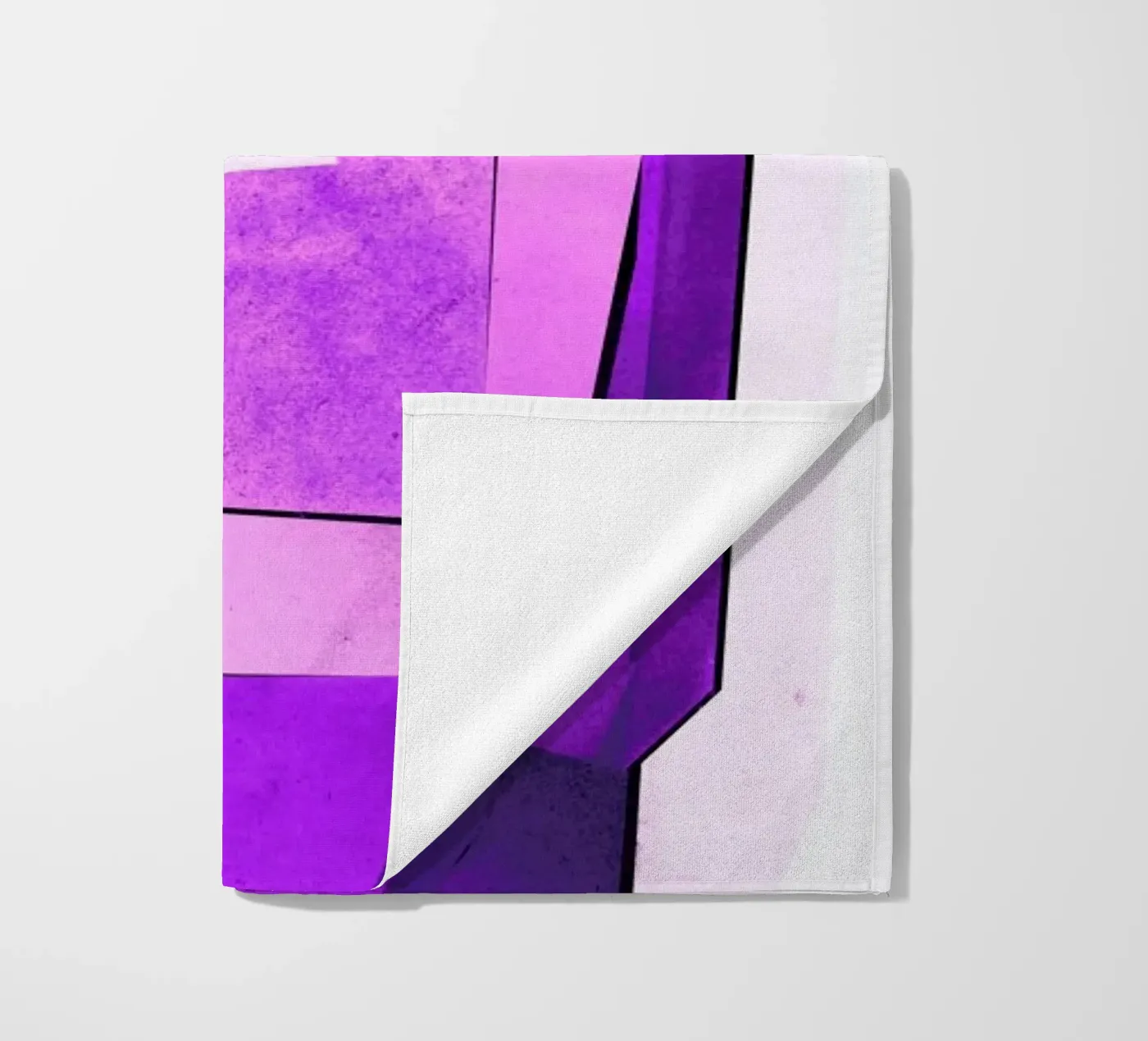 Laskukone  2 beach towel by treechild