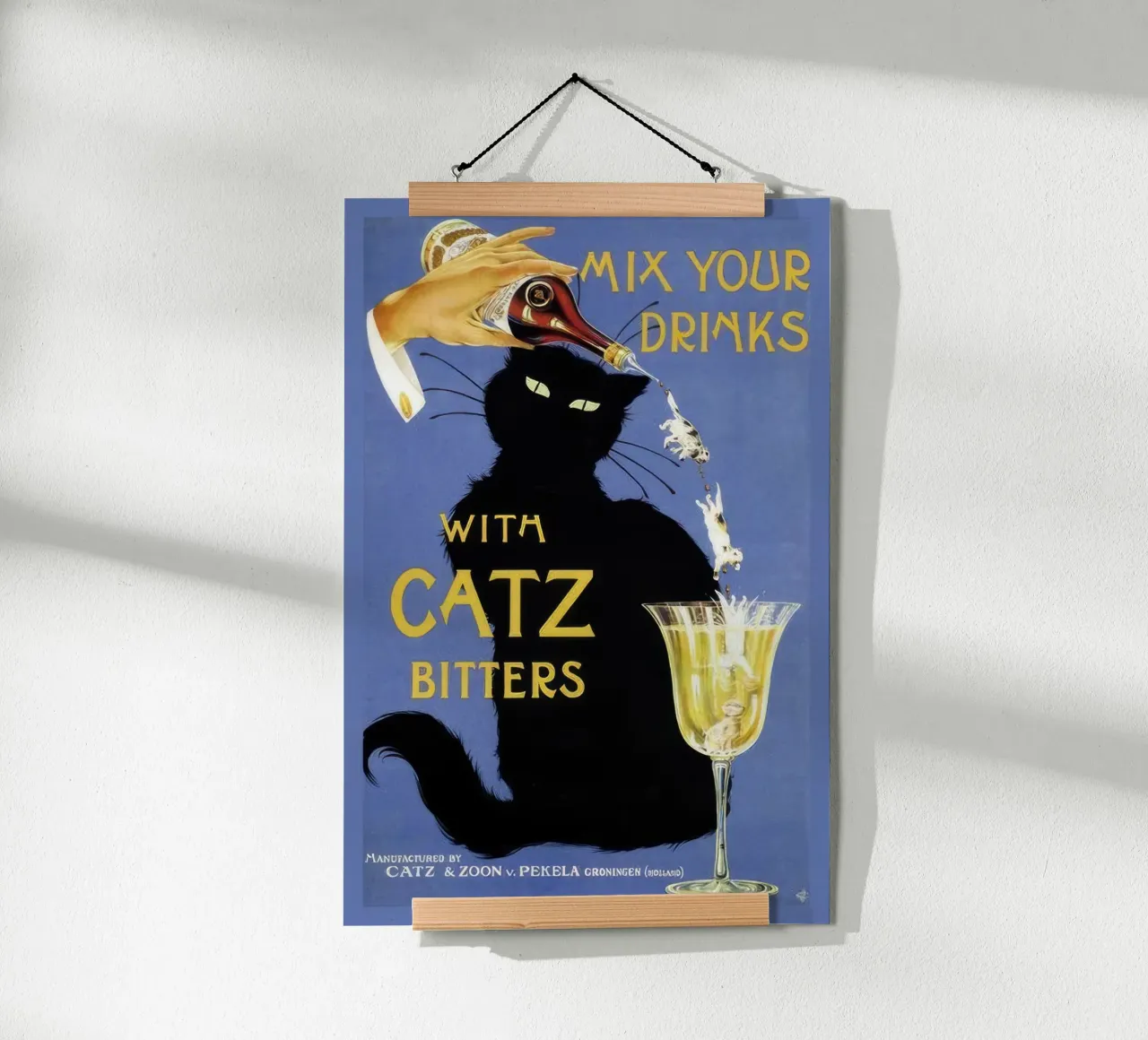Mescolate i vostri drink con gli amari Catz poster con telaio in legno da Beauty wall