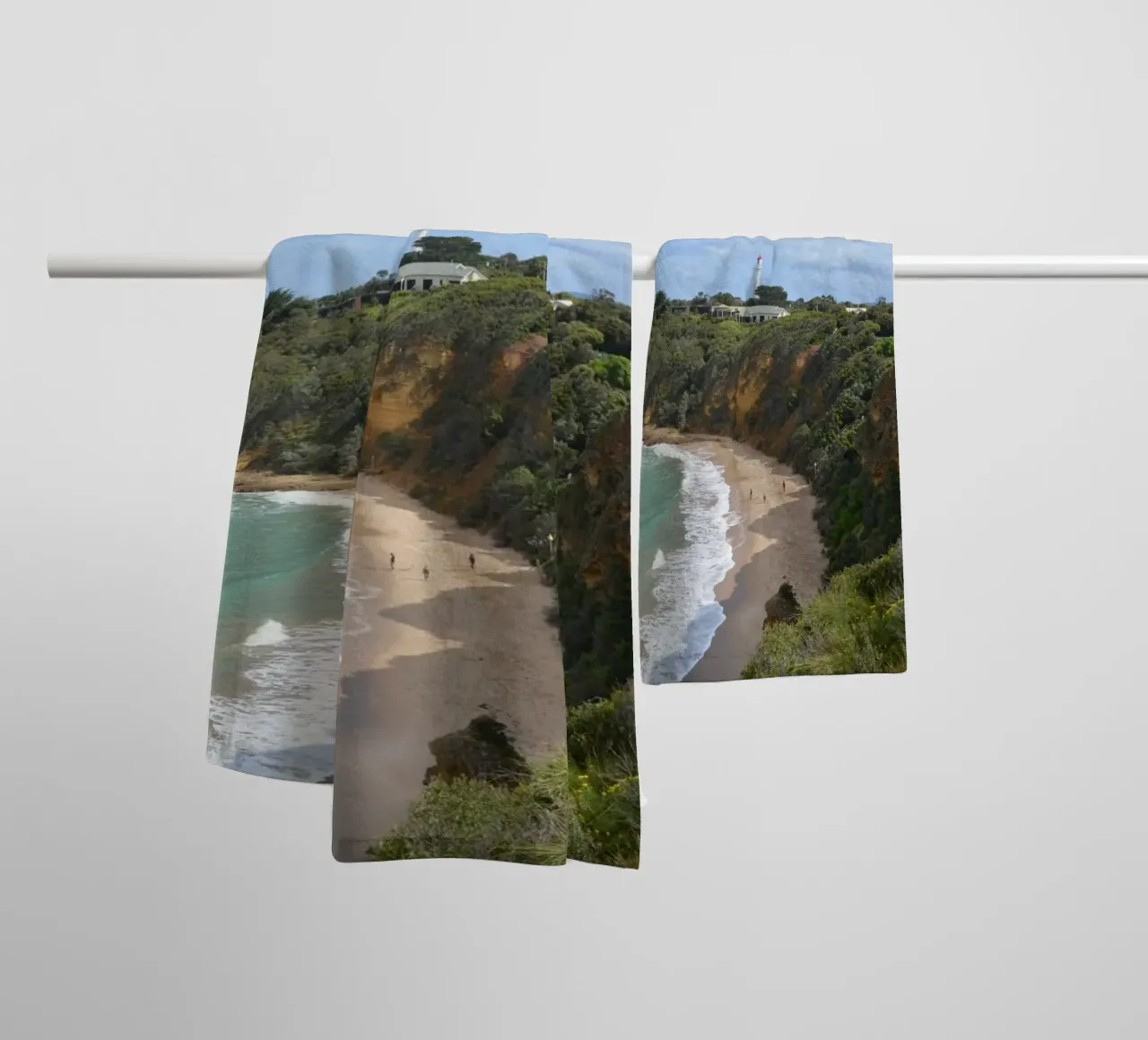 Faro di Split Point - Great Ocean Road Australia asciugamano da bagno da byrieneke
