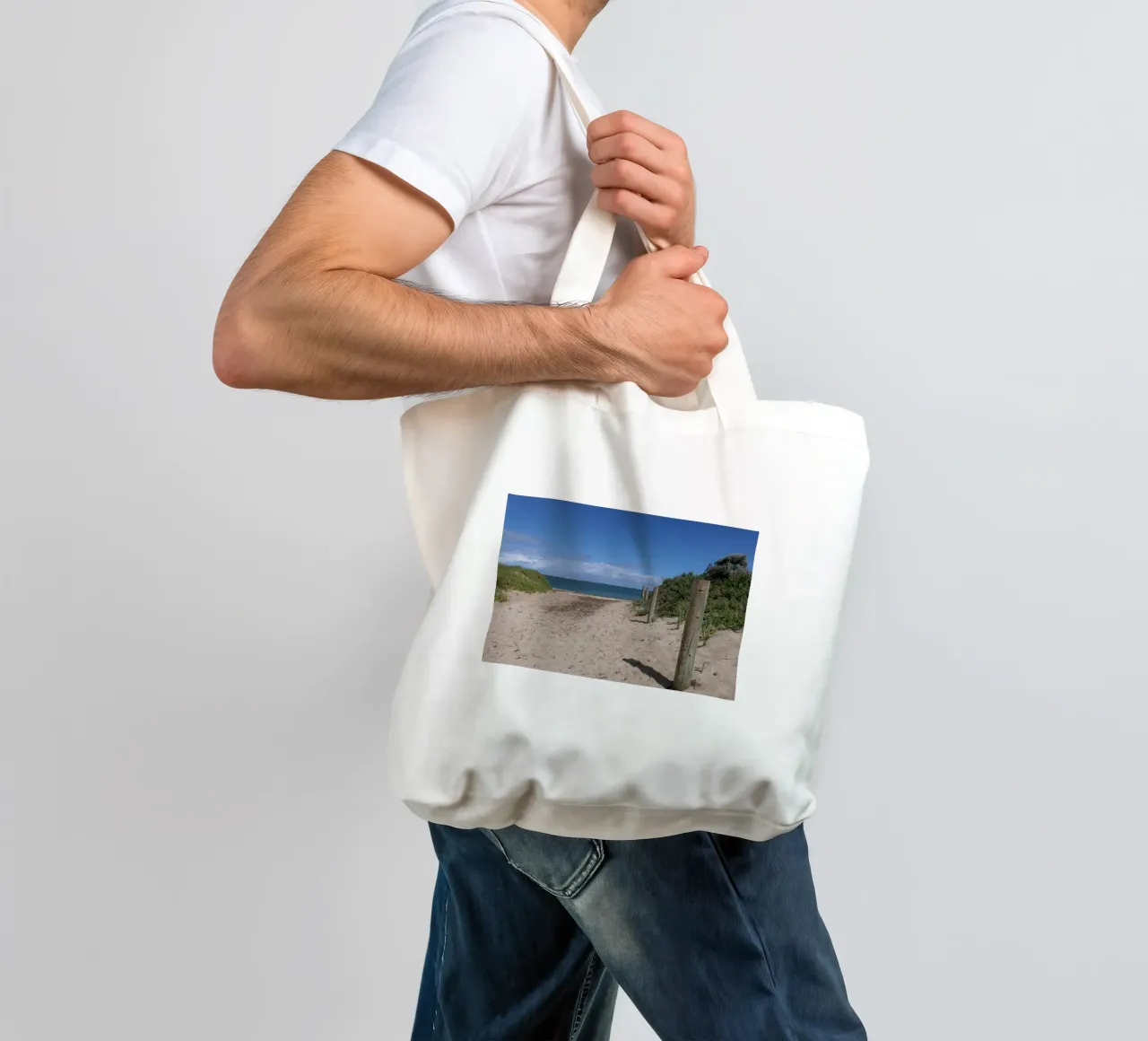 Poster di On My Way to the Beach nell'Australia Occidentale borsa in juta da byrieneke